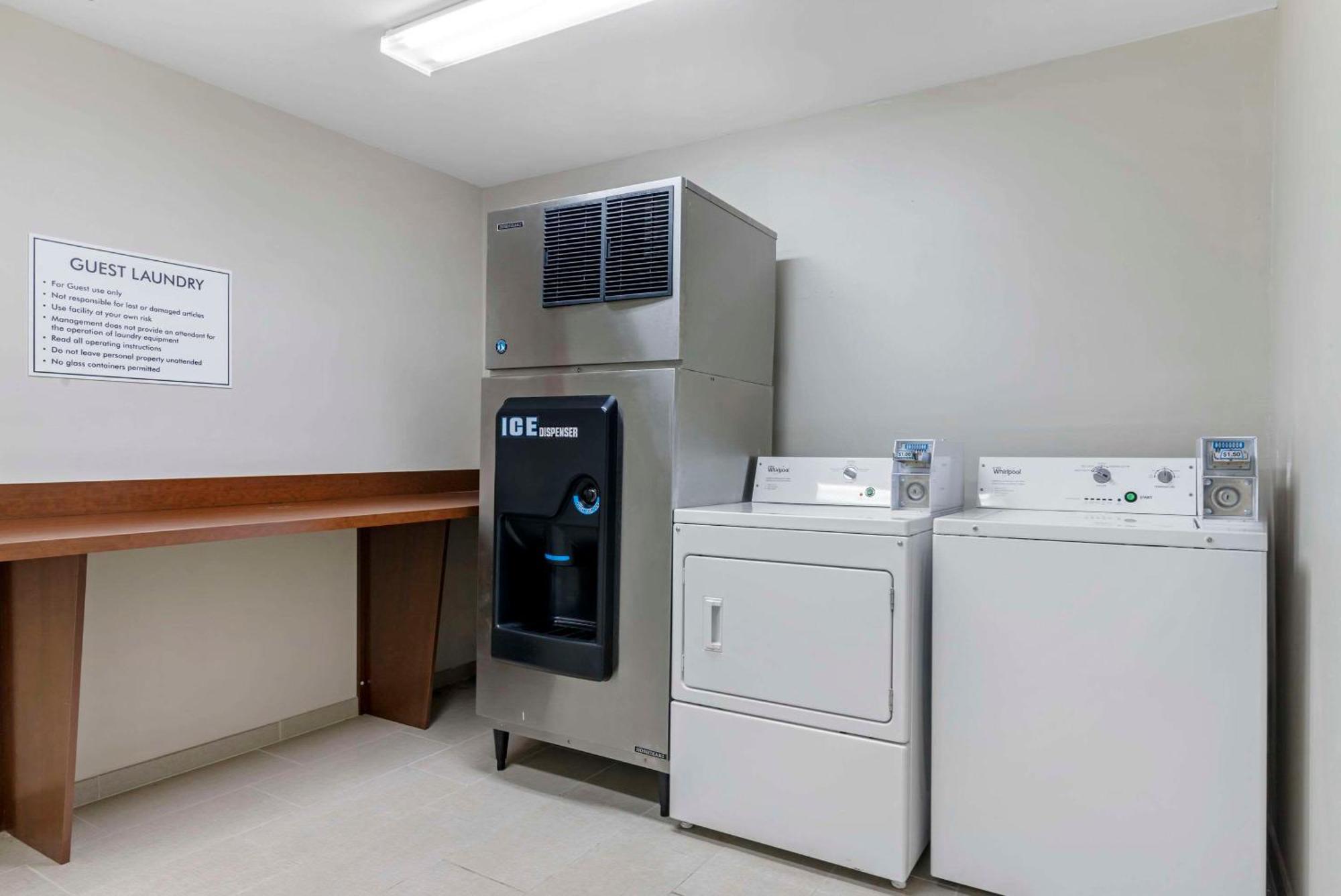 Comfort Inn & Suites Brunswick Luaran gambar